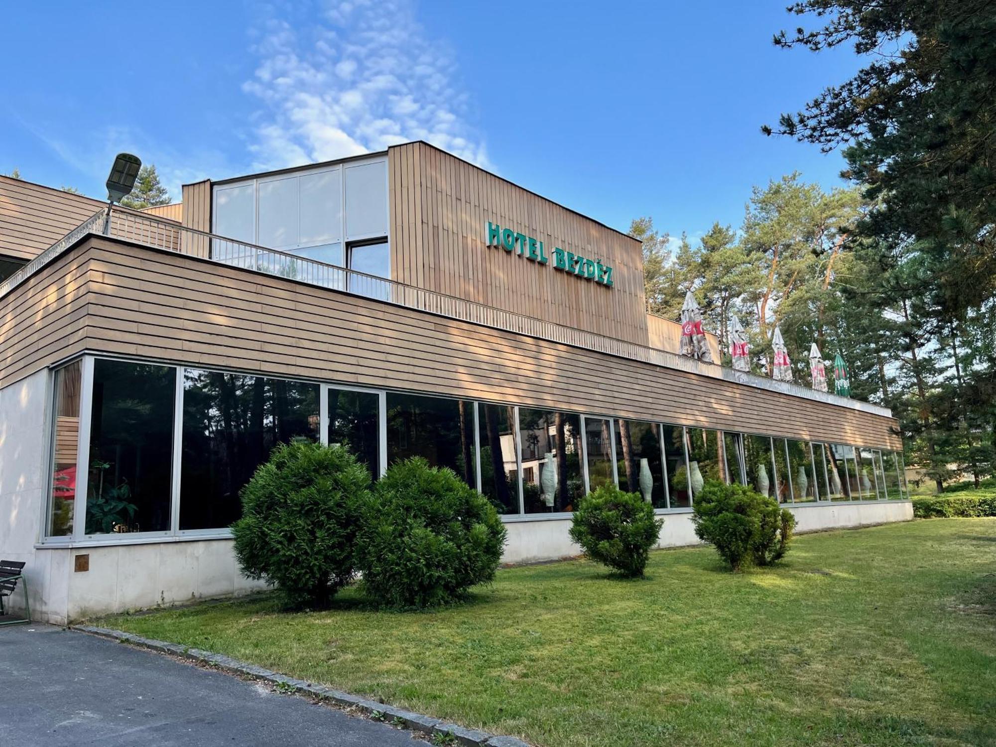 Hotel Bezdez Stare Splavy Exterior photo